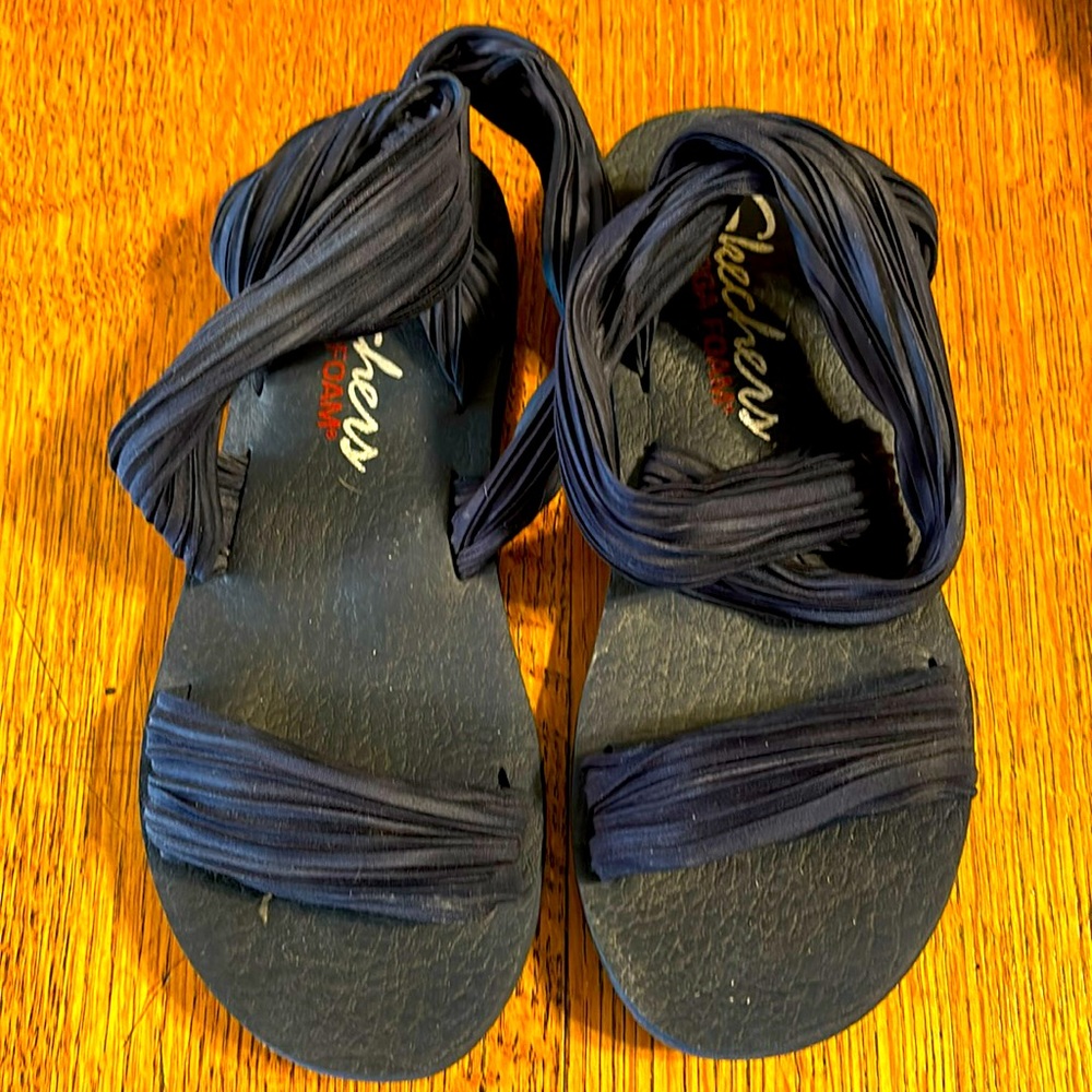 Skechers ladies ankle wrap sandals 7.5. Navy blue.